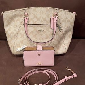 Coach purse with wallet